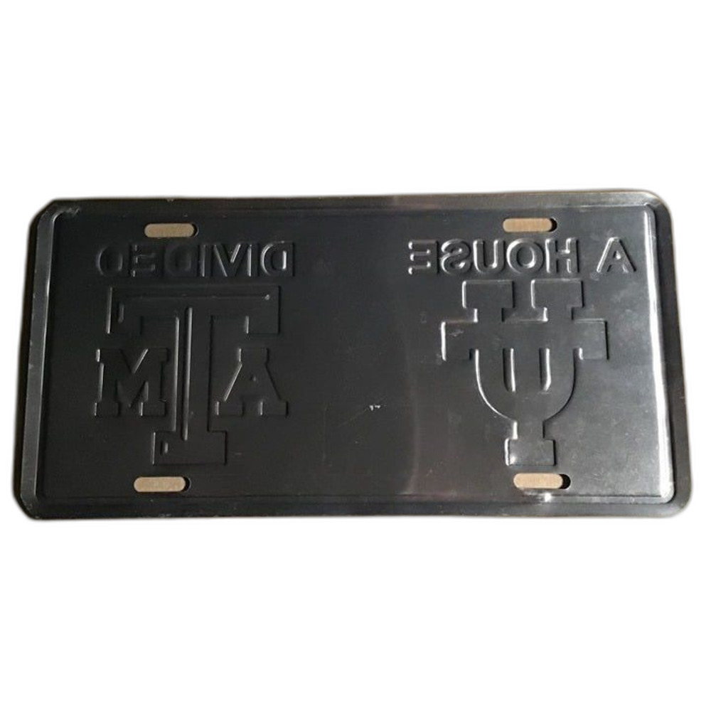 A House Divided License Plate University Of Texas And Texas A&M - Picture 2 of 2